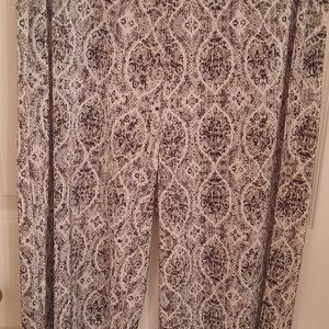 Susan Graver Regular Printed Pleated Knit Pull-on Crop Pants